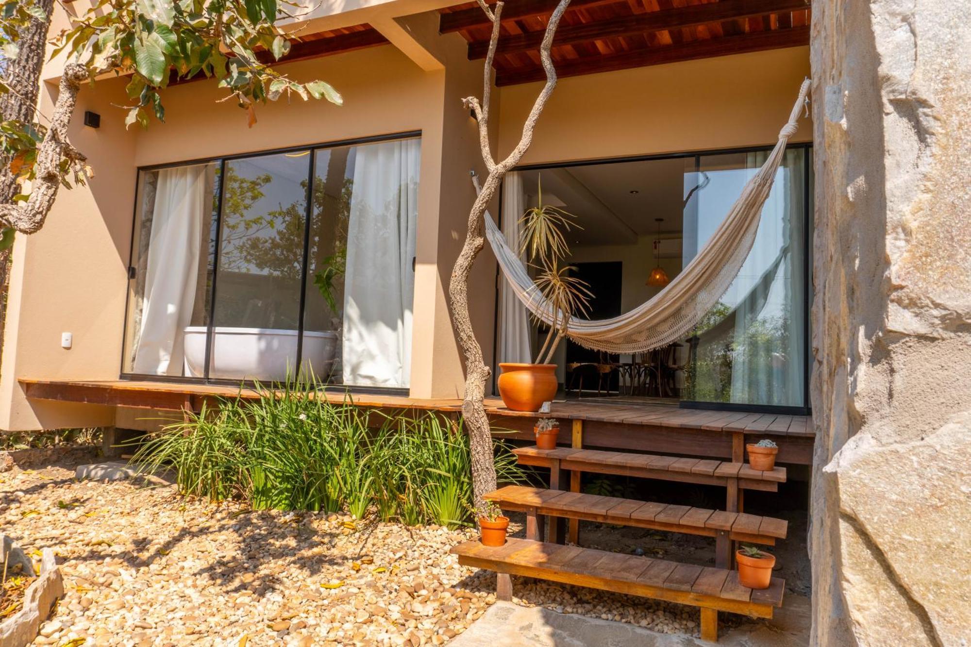 Lofts Lobo Guara Villa อัลโต ปาไรโซ เด โกยาส ภายนอก รูปภาพ
