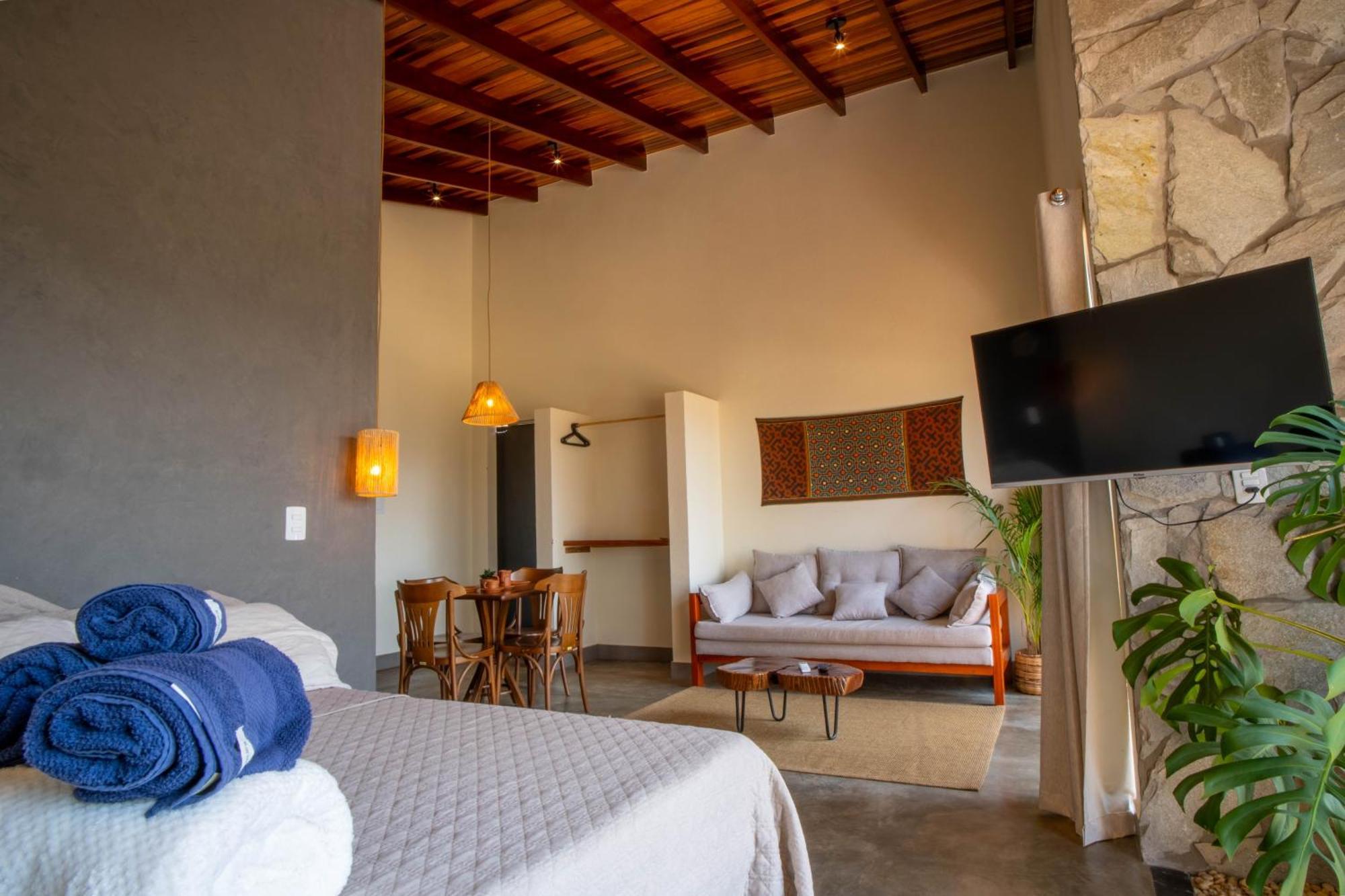 Lofts Lobo Guara Villa อัลโต ปาไรโซ เด โกยาส ภายนอก รูปภาพ